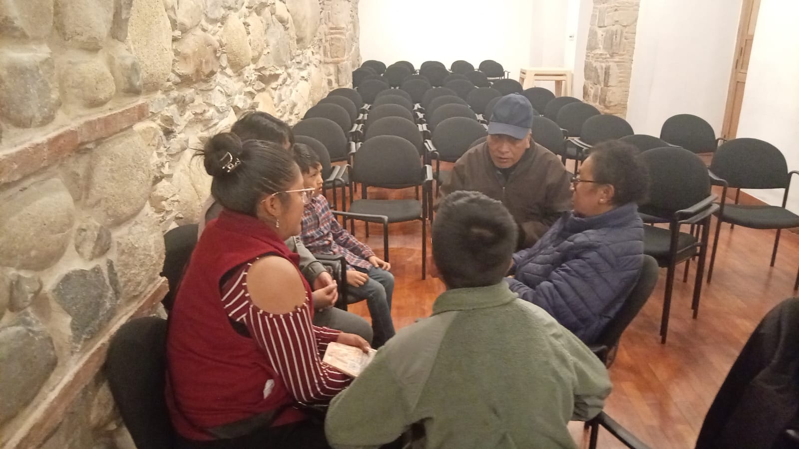 Encuentro 8 Transito de la Guerra a la Paz E. Marcial Riveros Tito (4)