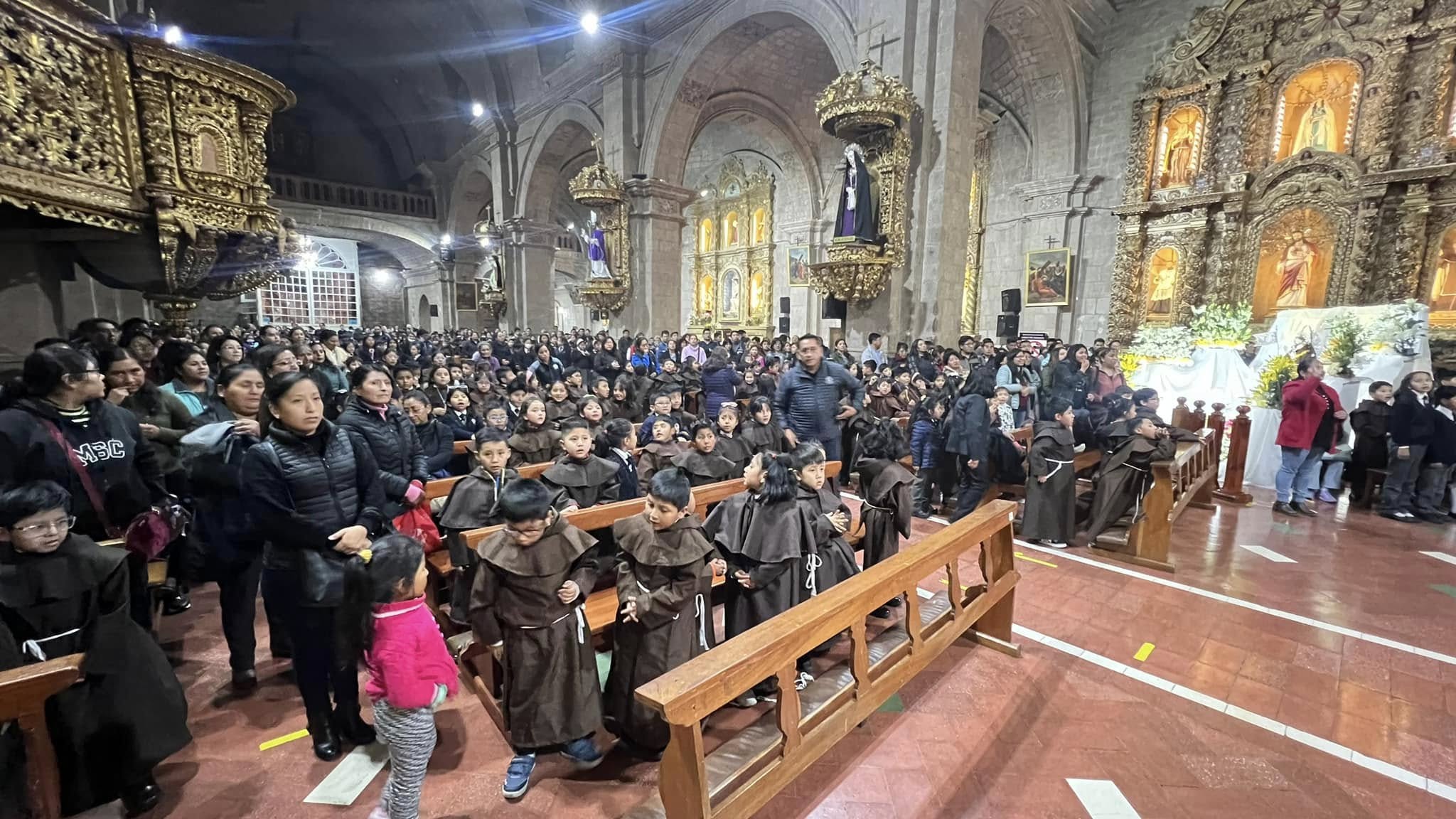 Reliquias E. Marcial Riveros Tito 1