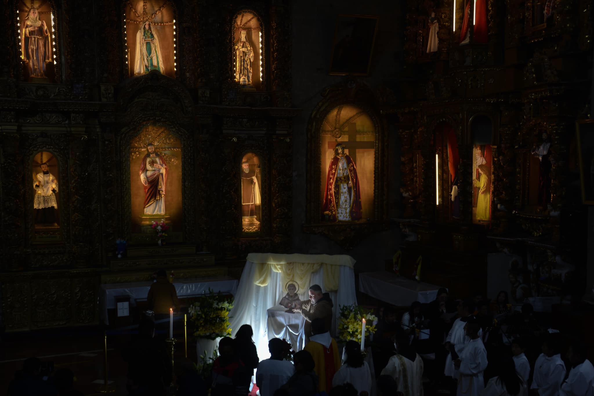 Reliquias E. Marcial Riveros Tito 9